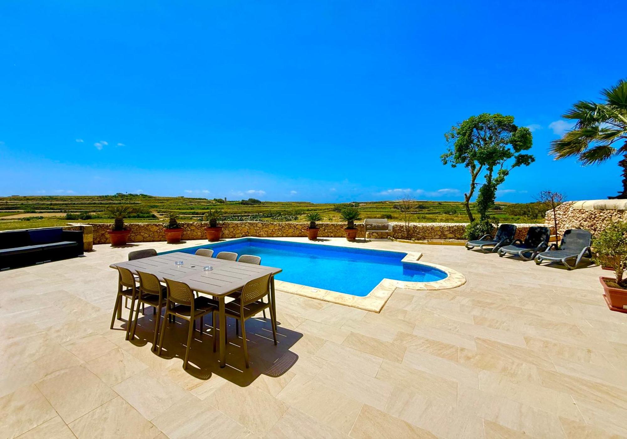 Lonza Gharb Farmhouse Għarb Exterior foto